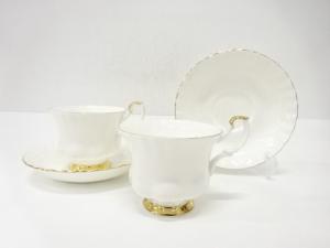 ROYAL ALBERT　ロイヤルアルバート　Val D'or　カップ＆ソーサーペア　洋食器